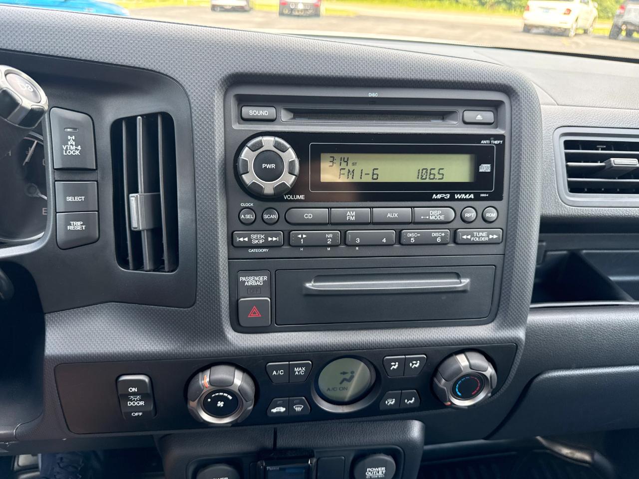 Honda Ridgeline 4WD Crew Cab Sport 2014
