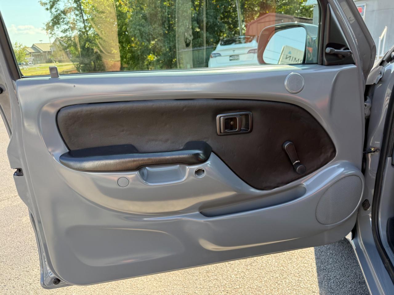 Toyota Tacoma Reg Cab Auto (Natl) 2004