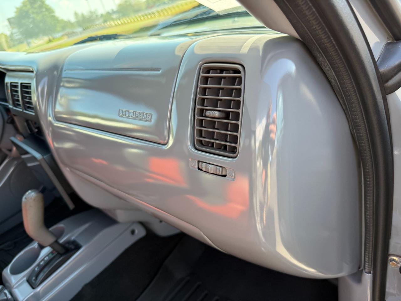 Toyota Tacoma Reg Cab Auto (Natl) 2004