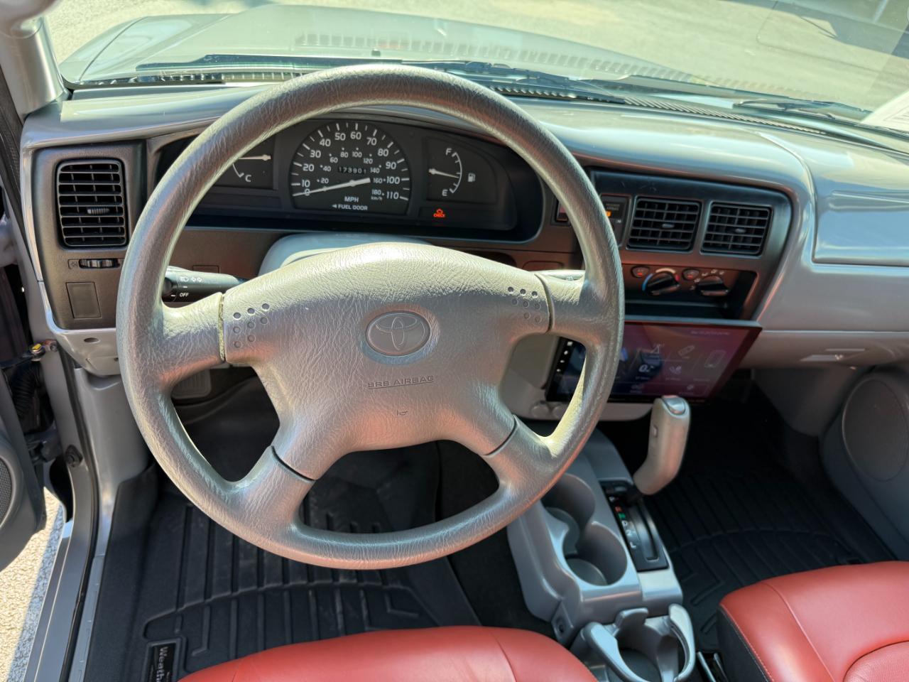 Toyota Tacoma Reg Cab Auto (Natl) 2004