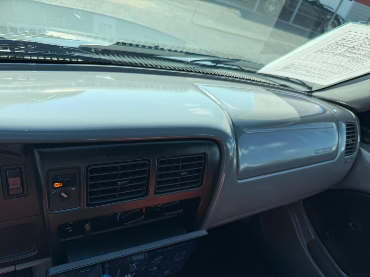Toyota Tacoma Reg Cab Auto (Natl) 2004