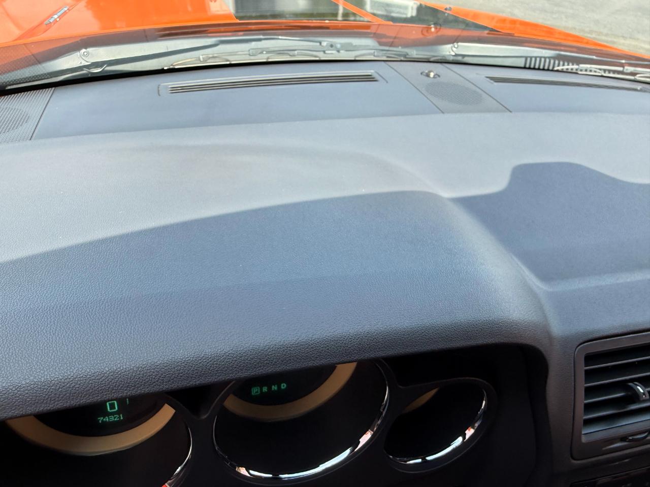 Dodge Challenger 2dr Cpe R/T 2014