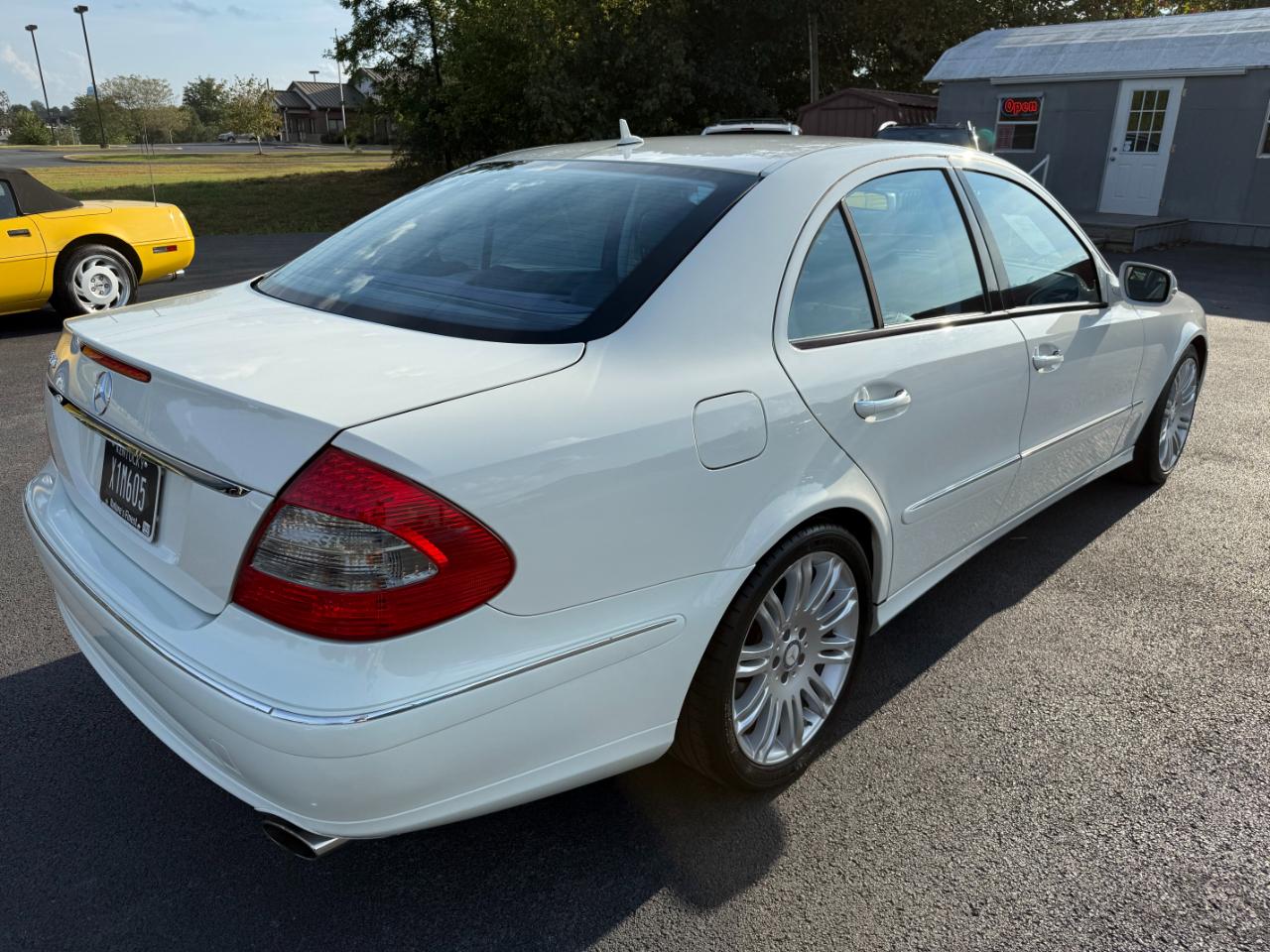 Mercedes-Benz E-Class 4dr Sdn Sport 3.5L RWD 2008