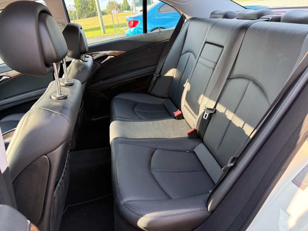 Mercedes-Benz E-Class 4dr Sdn Sport 3.5L RWD 2008