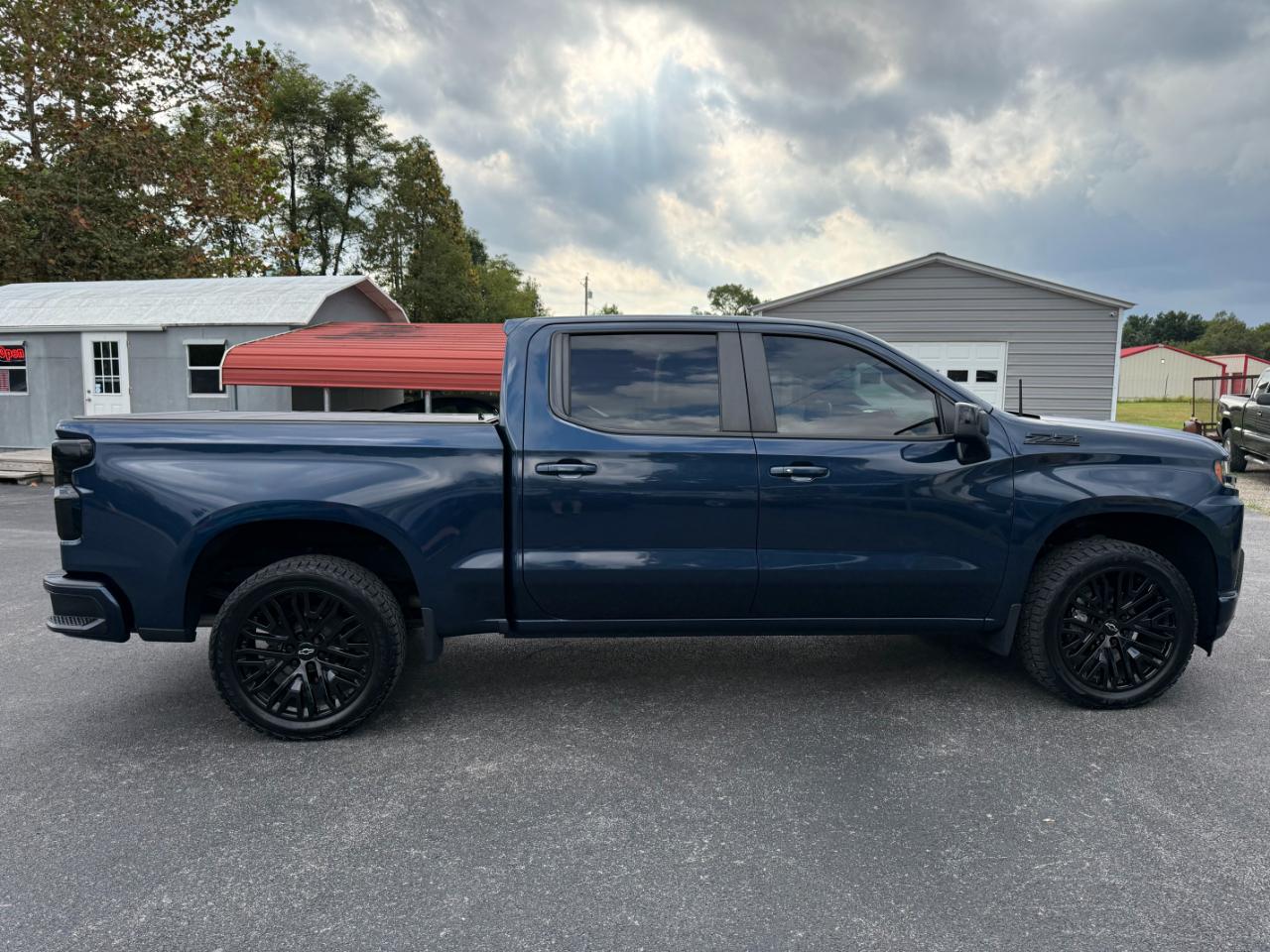 Chevrolet Silverado 1500 4WD Crew Cab 147" RST 2021