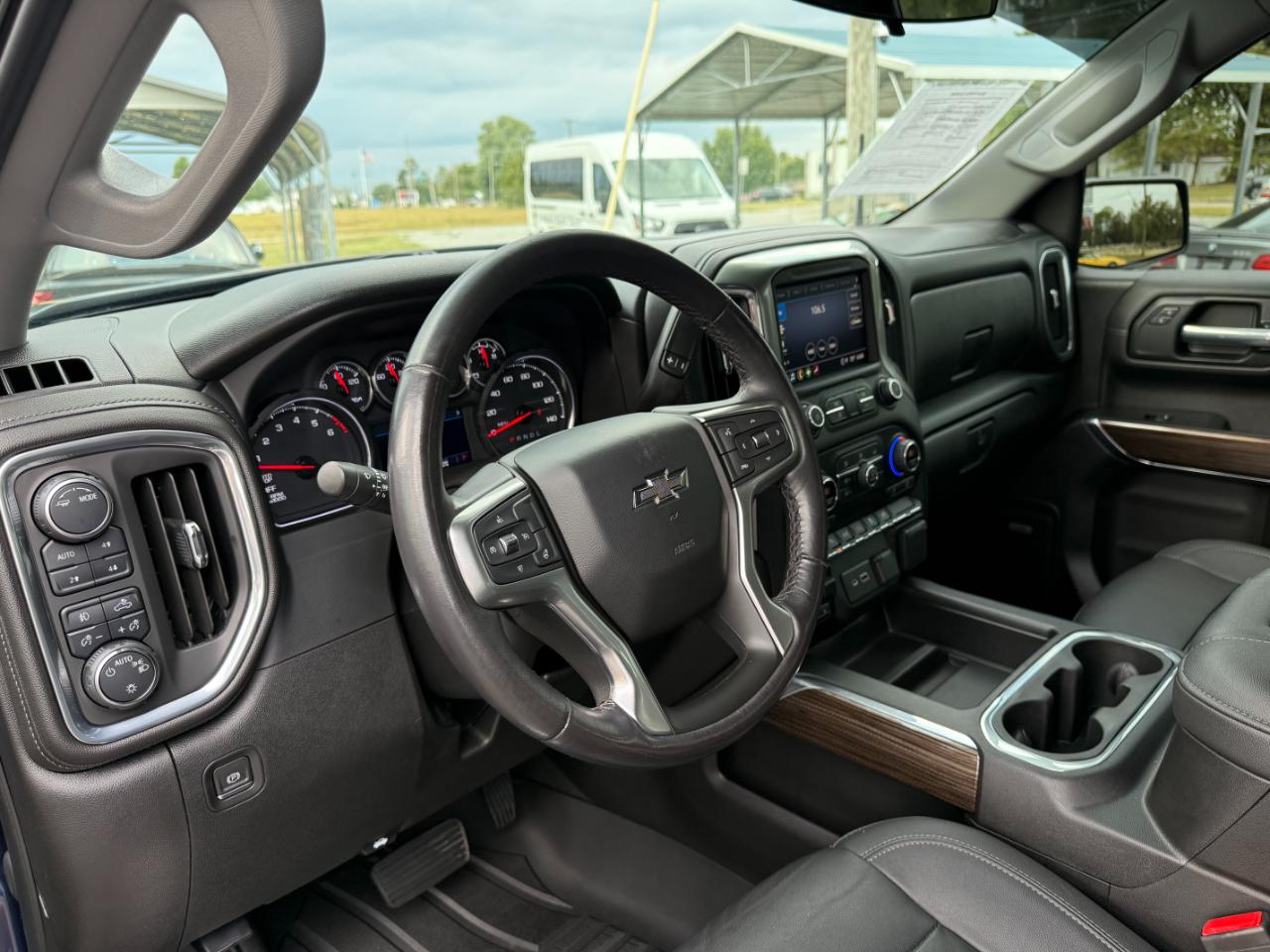 Chevrolet Silverado 1500 4WD Crew Cab 147" RST 2021