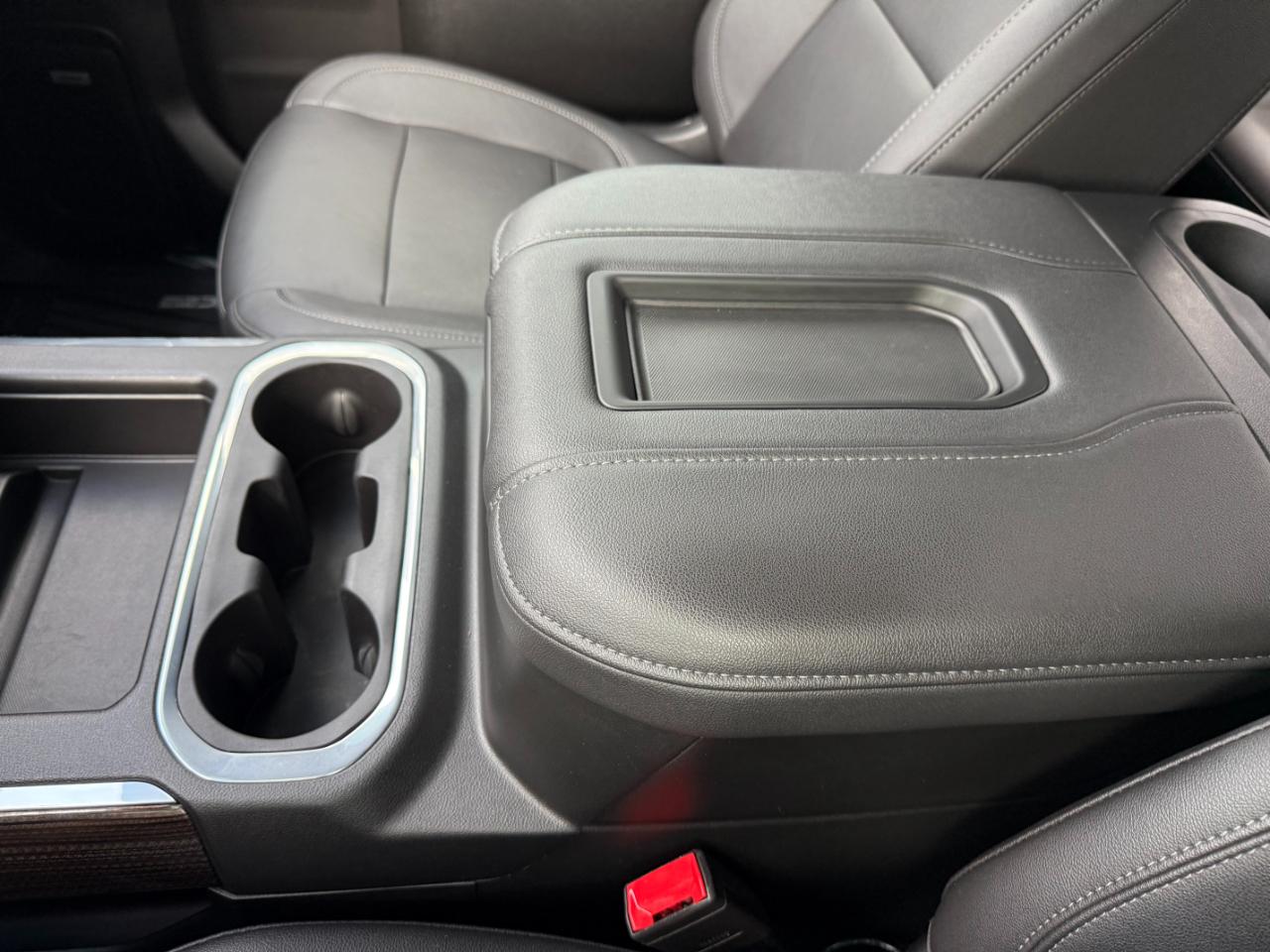Chevrolet Silverado 1500 4WD Crew Cab 147" RST 2021