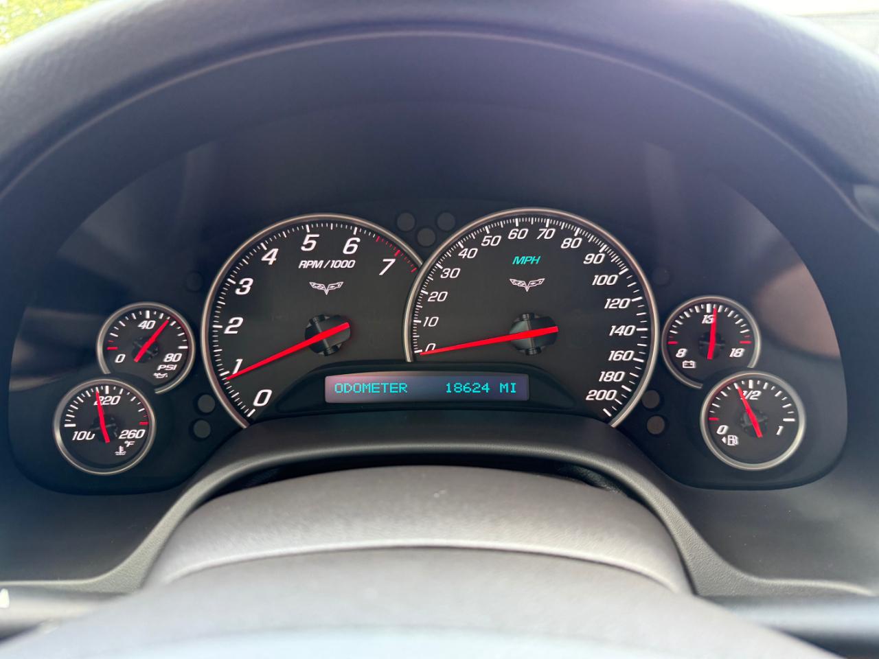 Chevrolet Corvette 2dr Cpe Z16 Grand Sport w/3LT 2012