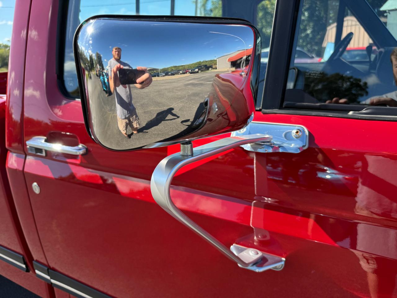 Ford F-150 Styleside "S" 117" WB 1990