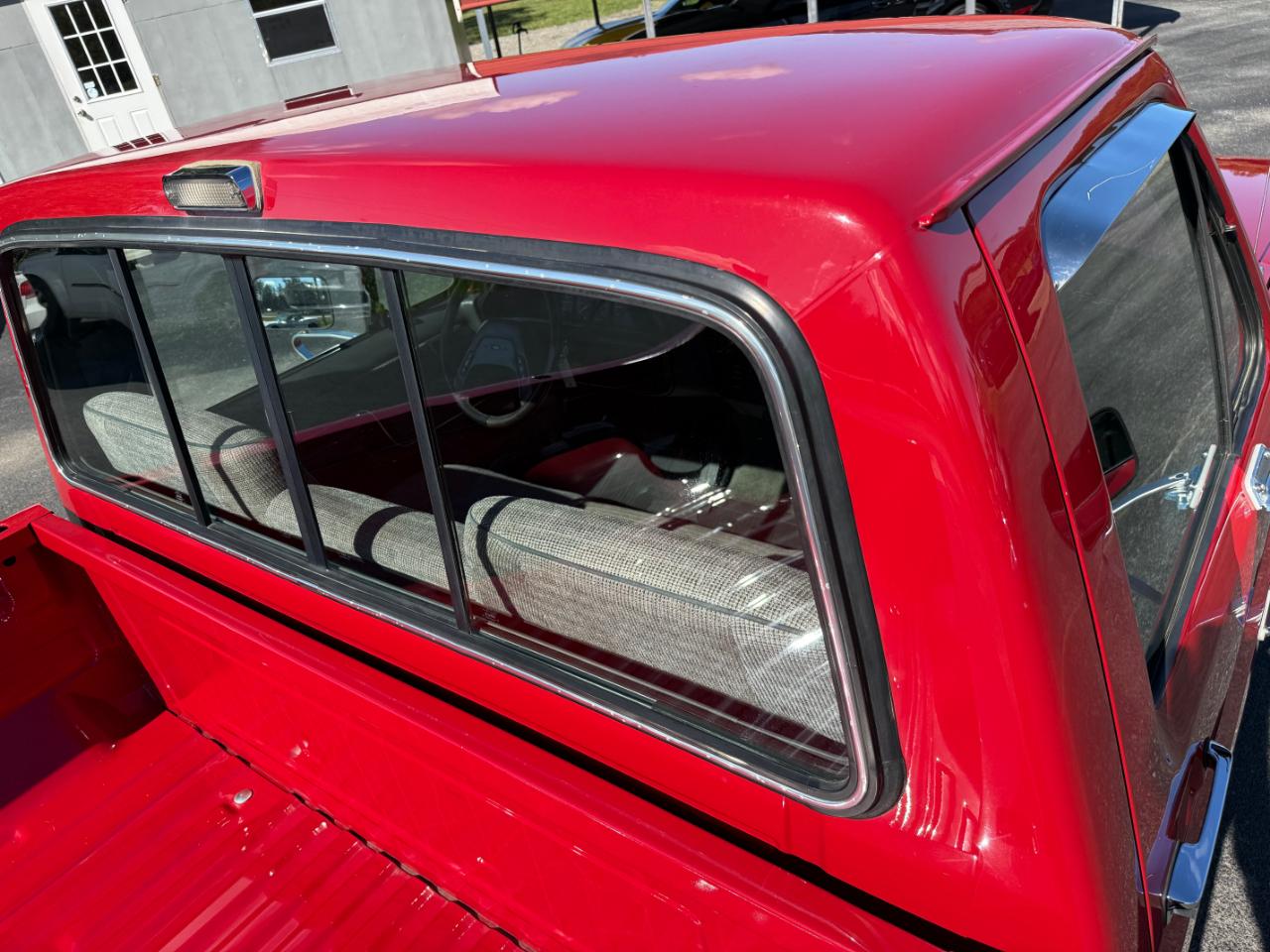 Ford F-150 Styleside "S" 117" WB 1990