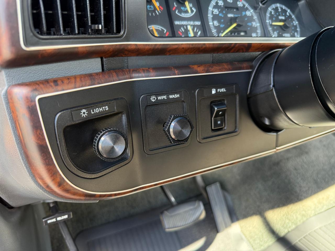 Ford F-150 Styleside "S" 117" WB 1990