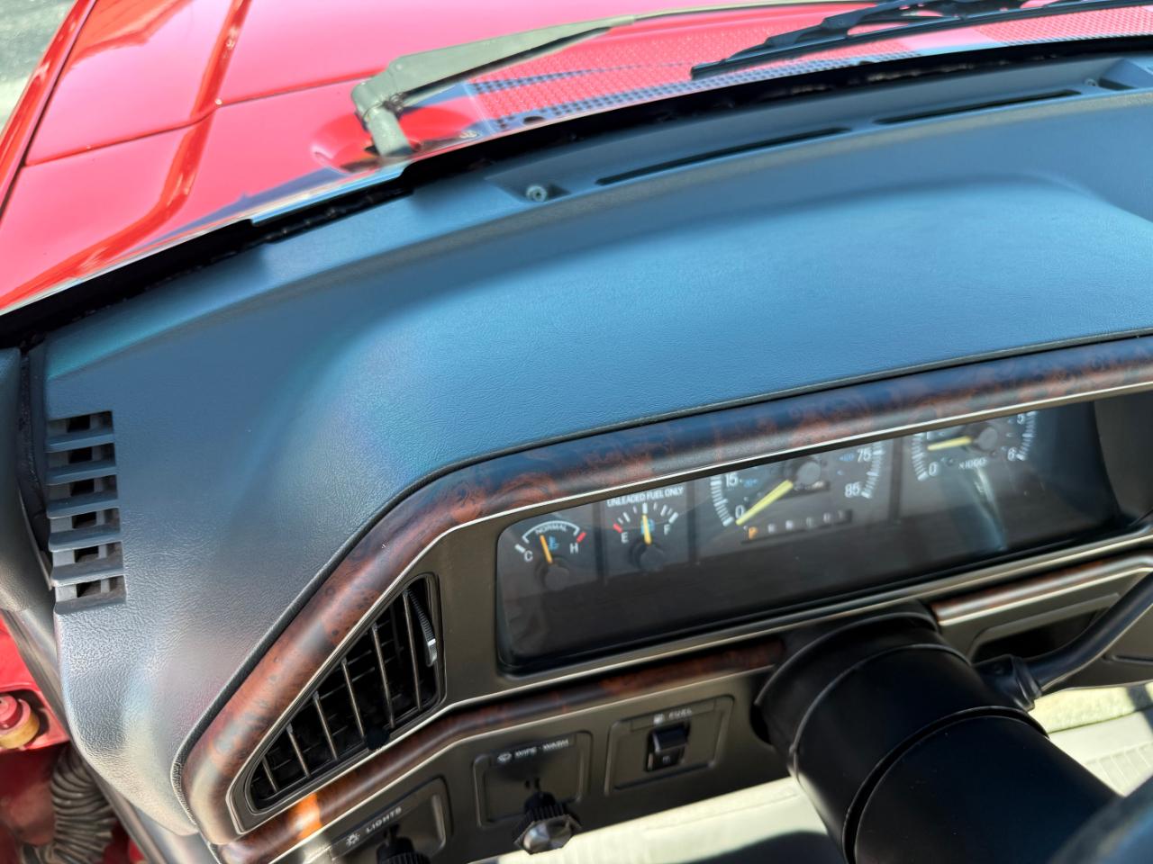 Ford F-150 Styleside "S" 117" WB 1990
