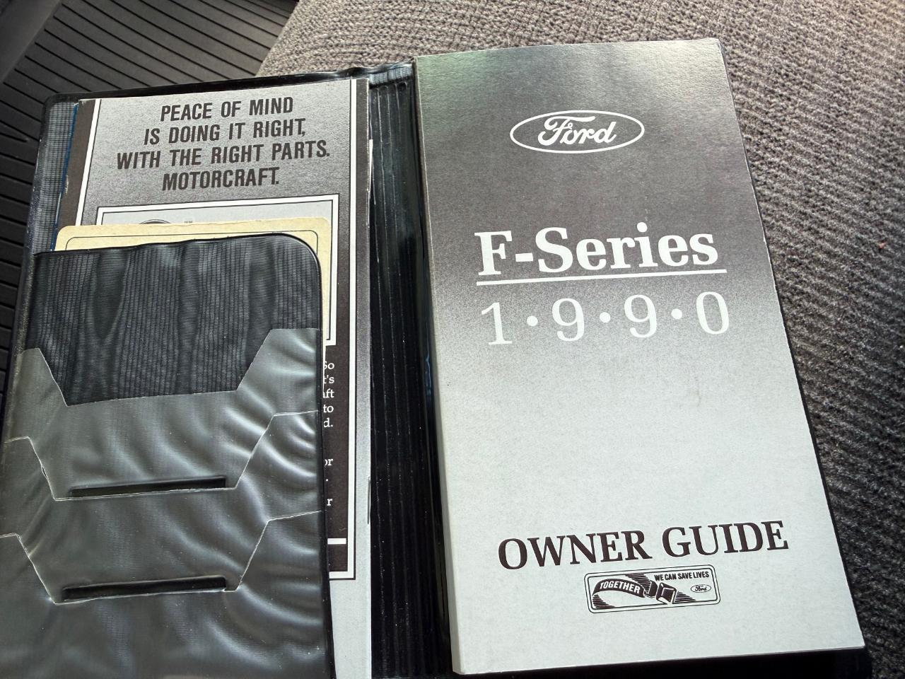 Ford F-150 Styleside "S" 117" WB 1990