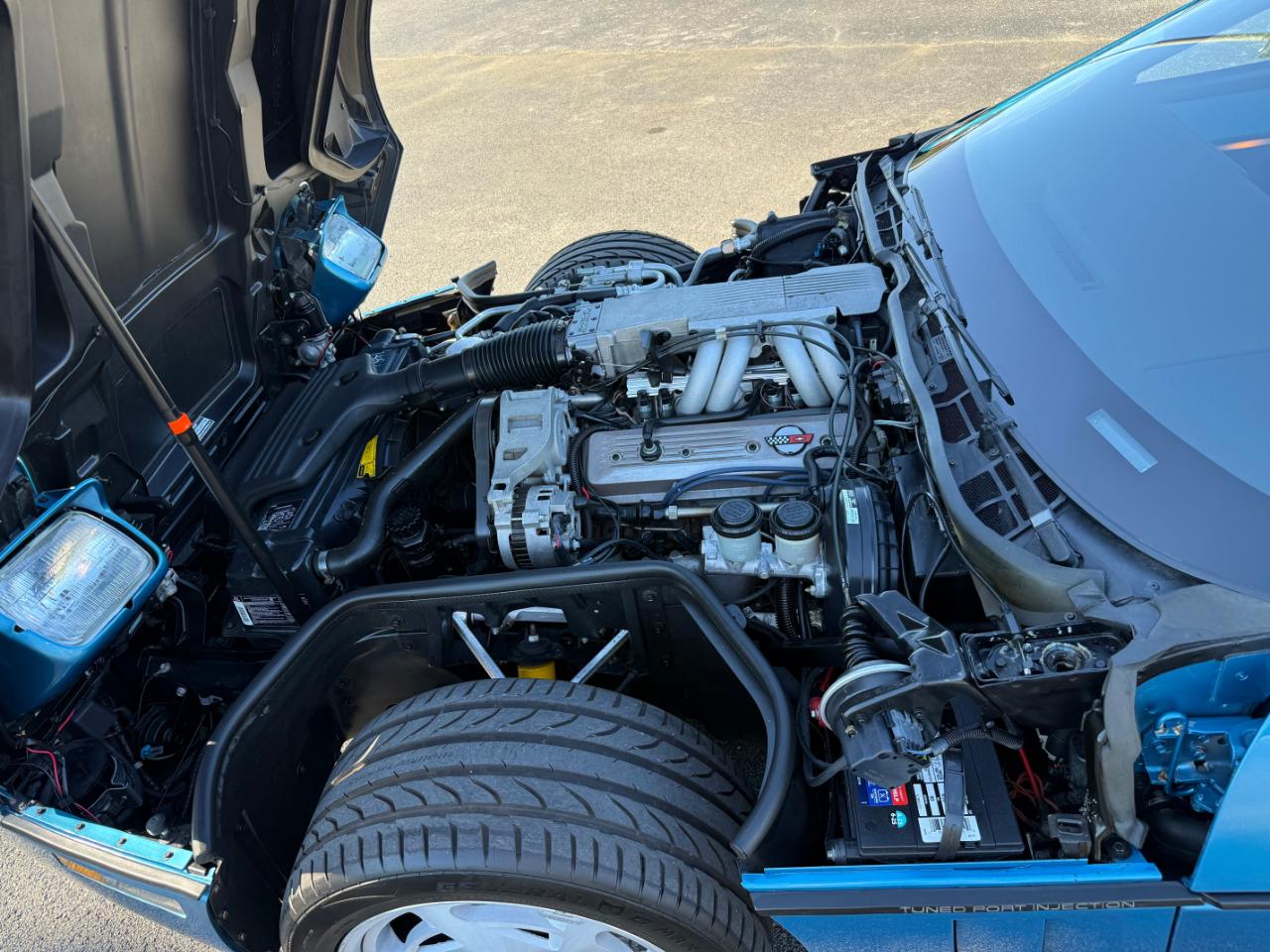 Chevrolet Corvette 2dr Convertible 1989