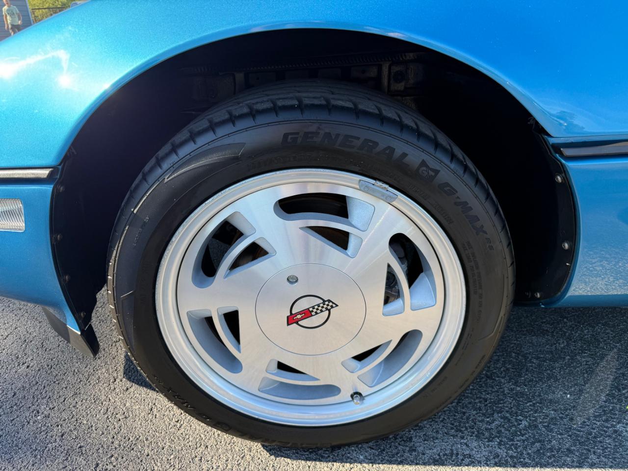 Chevrolet Corvette 2dr Convertible 1989