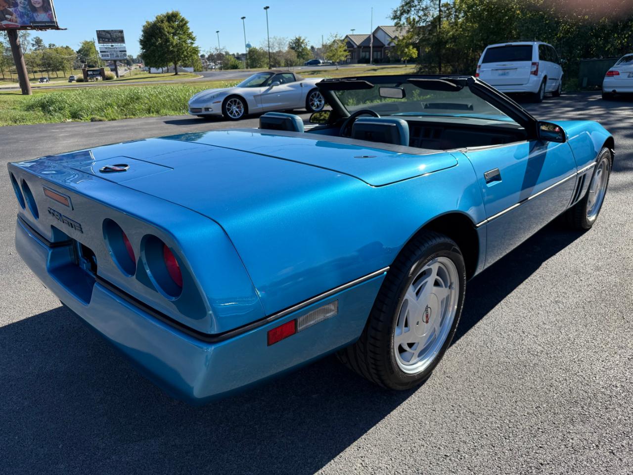 Chevrolet Corvette 2dr Convertible 1989