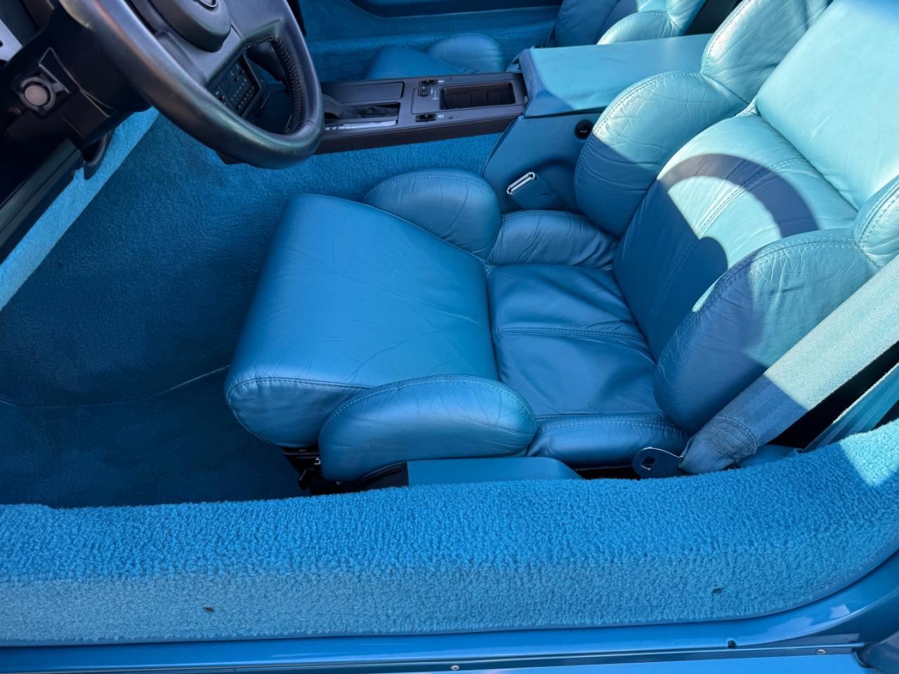 Chevrolet Corvette 2dr Convertible 1989