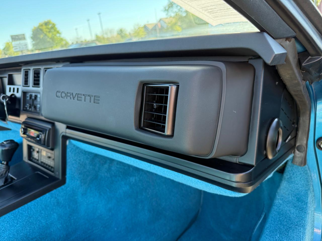 Chevrolet Corvette 2dr Convertible 1989