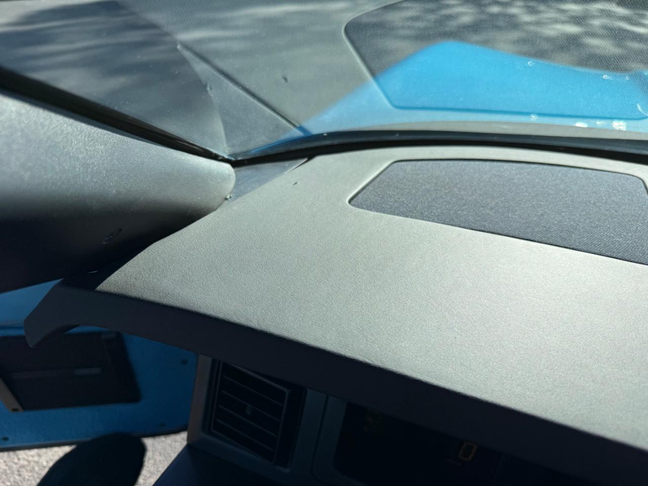Chevrolet Corvette 2dr Convertible 1989
