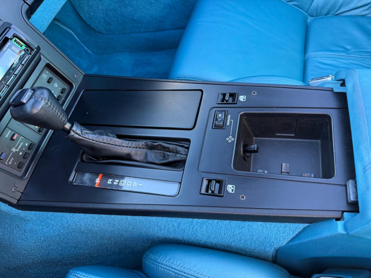 Chevrolet Corvette 2dr Convertible 1989