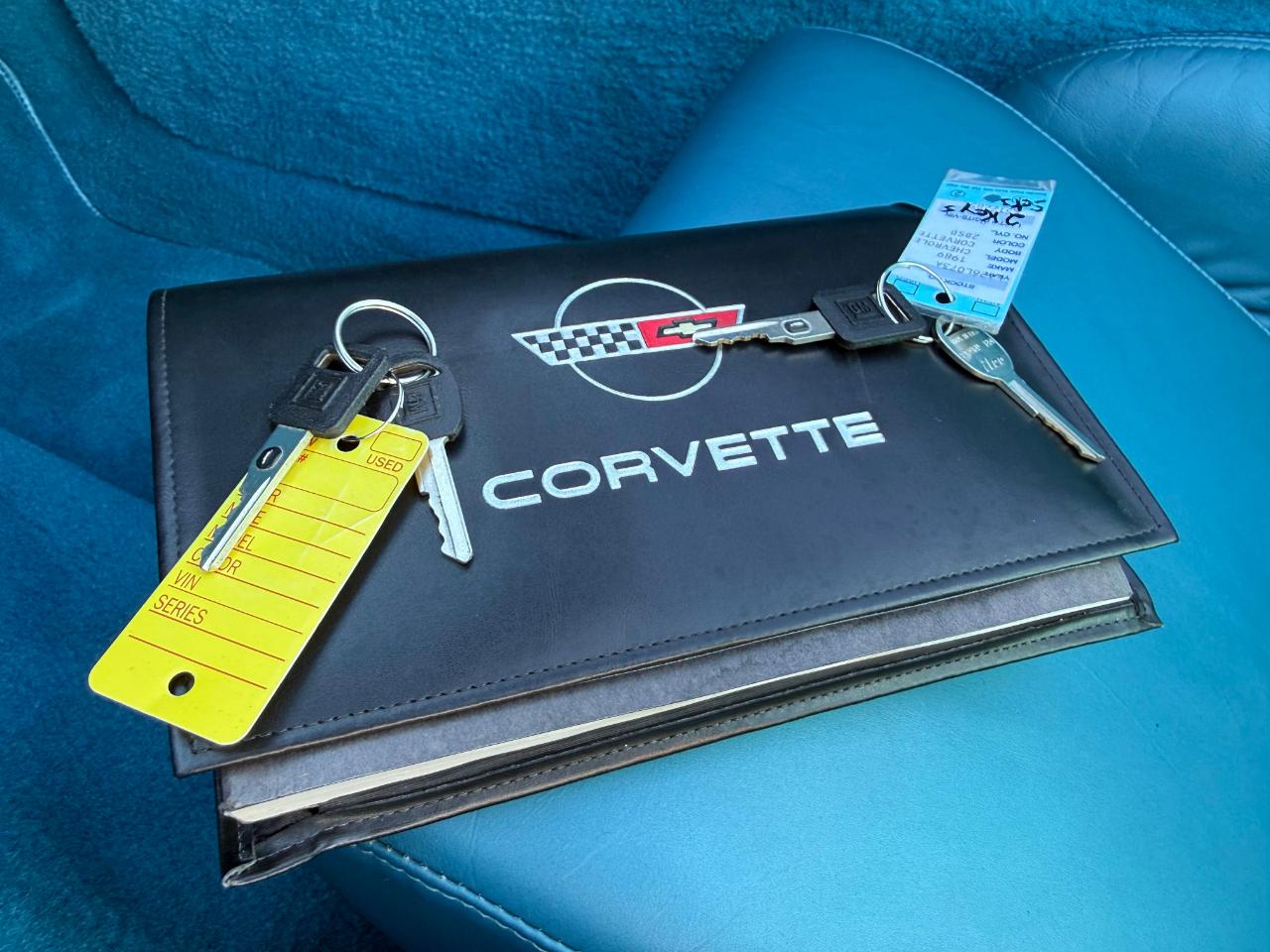 Chevrolet Corvette 2dr Convertible 1989