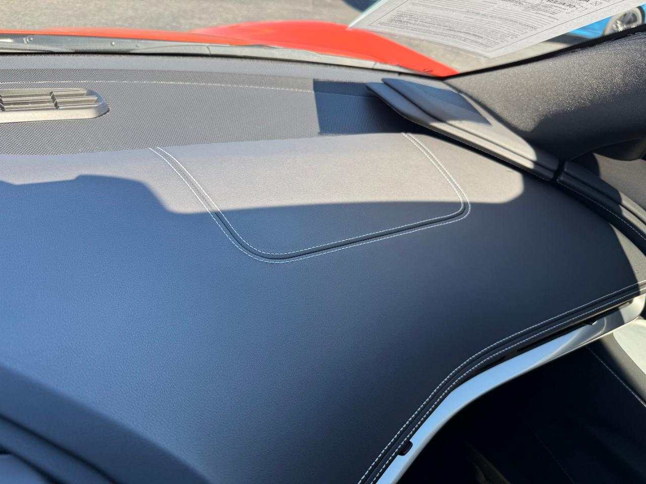 Chevrolet Corvette 2dr Stingray Cpe w/1LT 2025