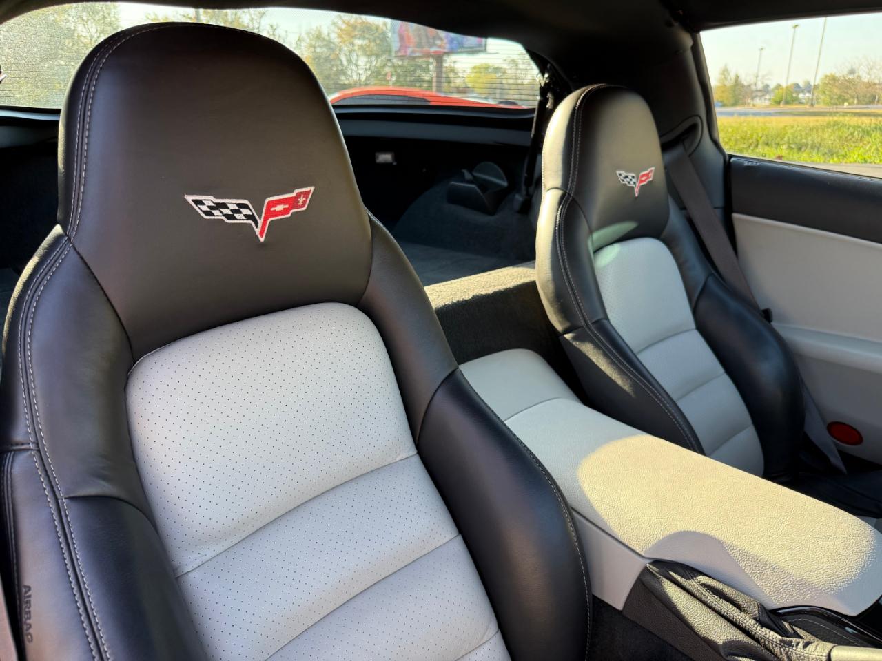 Chevrolet Corvette 2dr Cpe w/3LT 2009