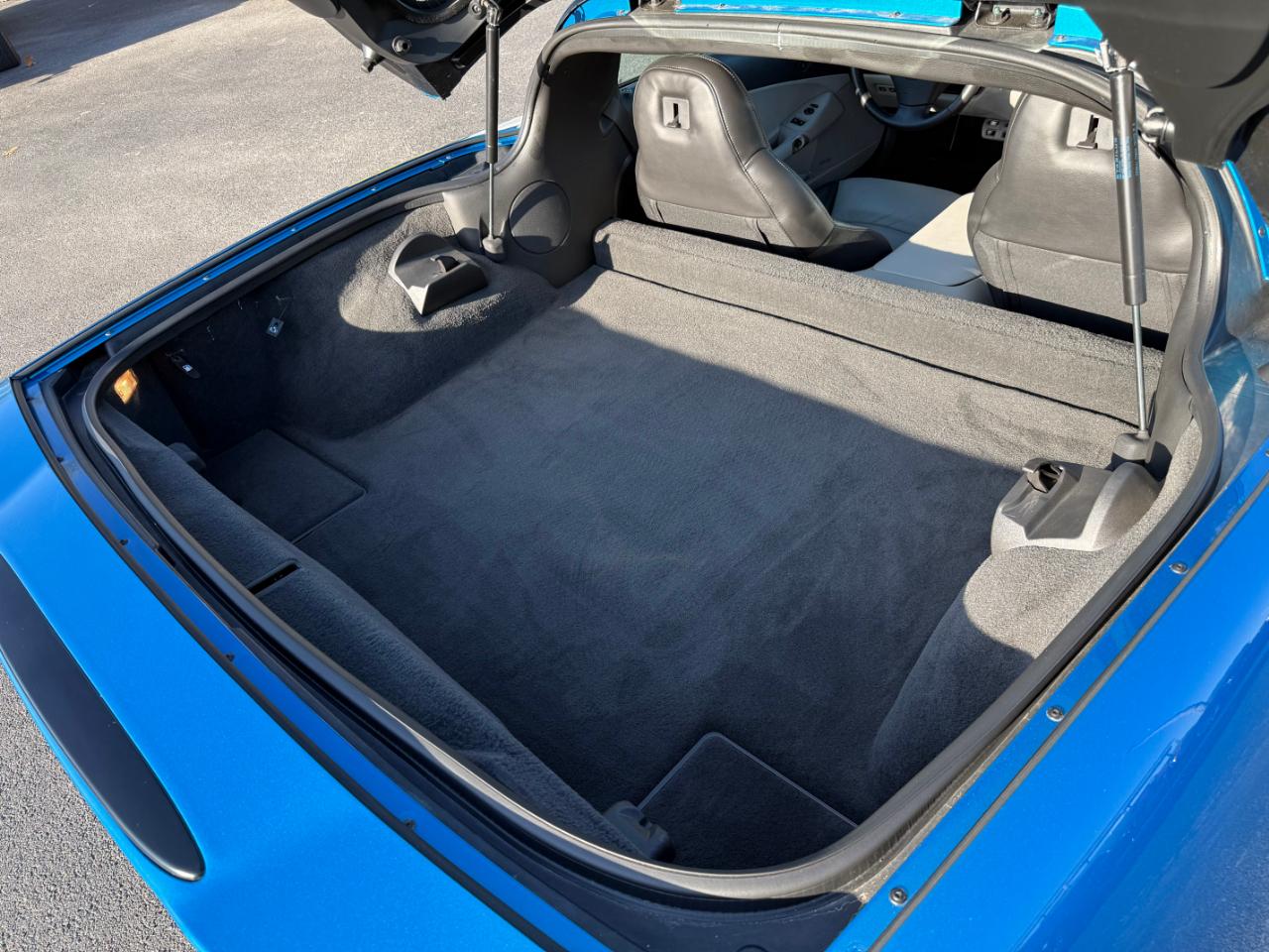 Chevrolet Corvette 2dr Cpe w/3LT 2009