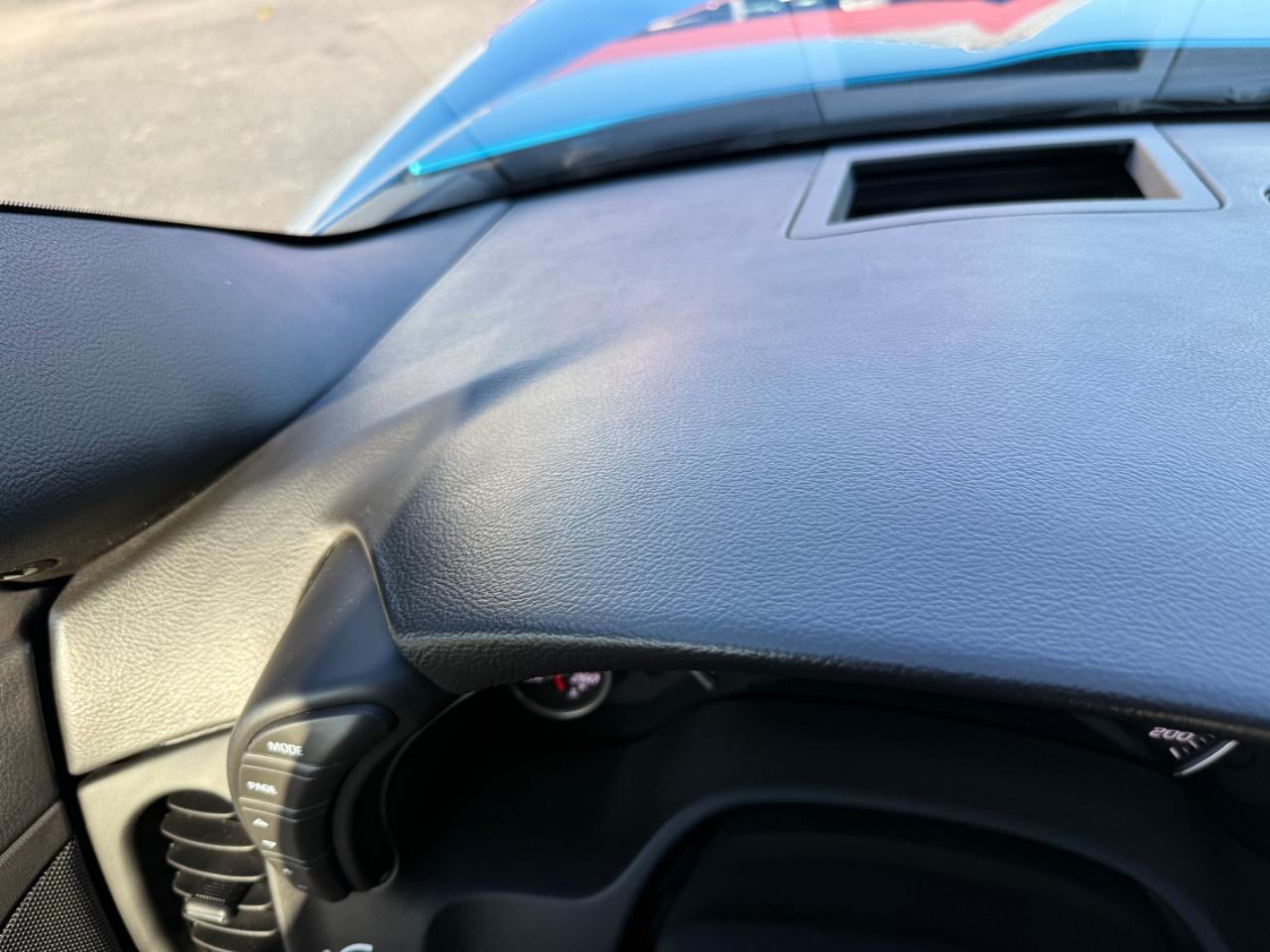 Chevrolet Corvette 2dr Cpe w/3LT 2009