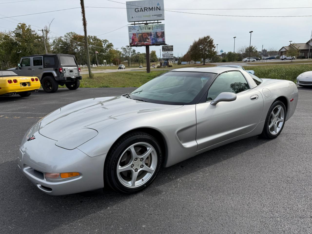 Chevrolet Corvette 2dr Cpe 2004