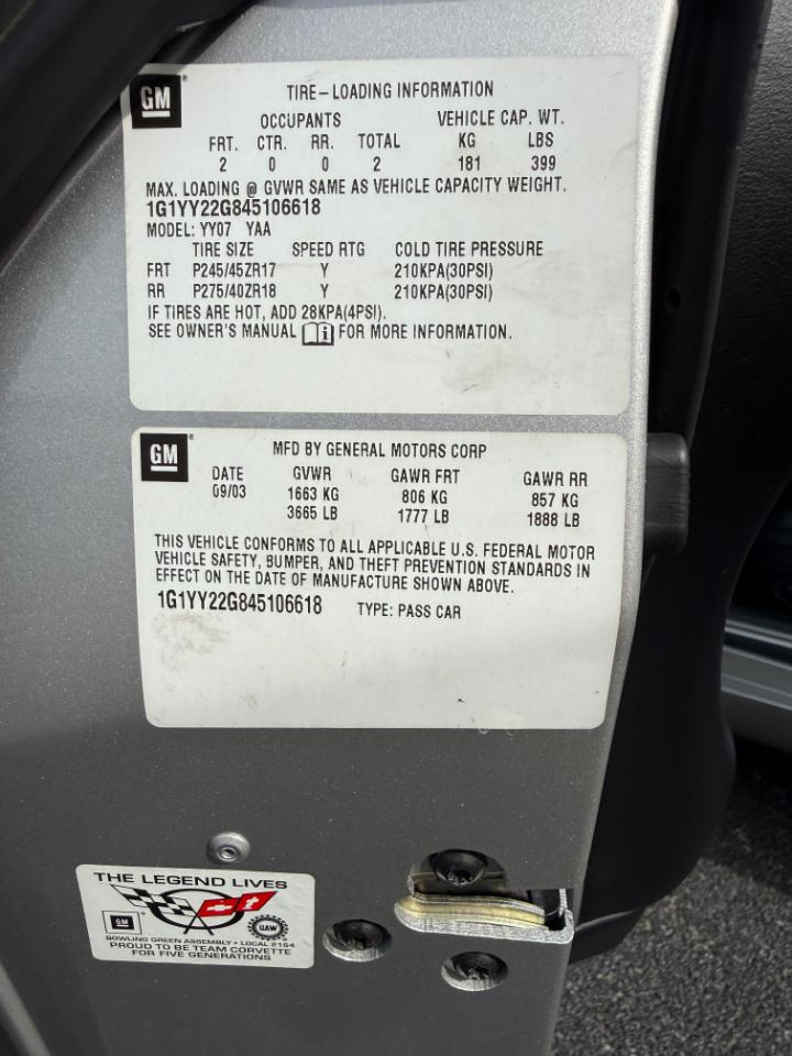 Chevrolet Corvette 2dr Cpe 2004