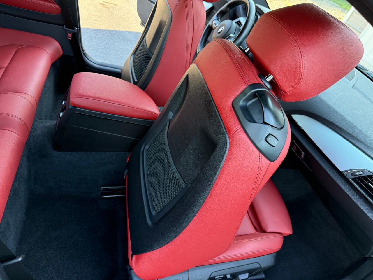 BMW 2 Series 2dr Cpe M235i xDrive AWD 2015