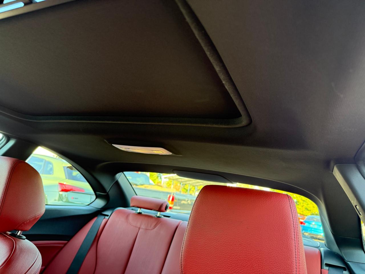 BMW 2 Series 2dr Cpe M235i xDrive AWD 2015