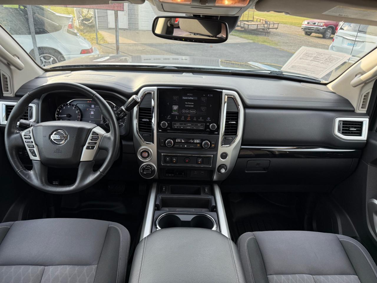 Nissan Titan 4x4 Crew Cab SV 2020