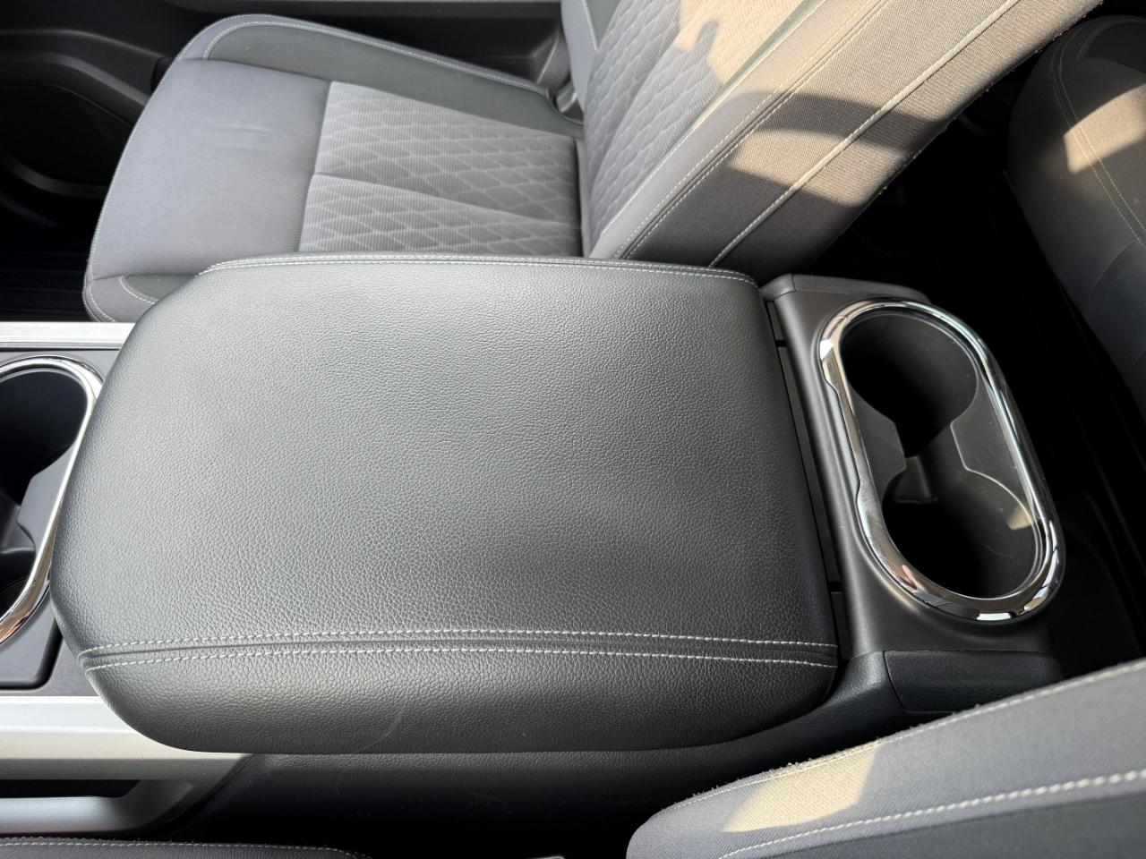 Nissan Titan 4x4 Crew Cab SV 2020