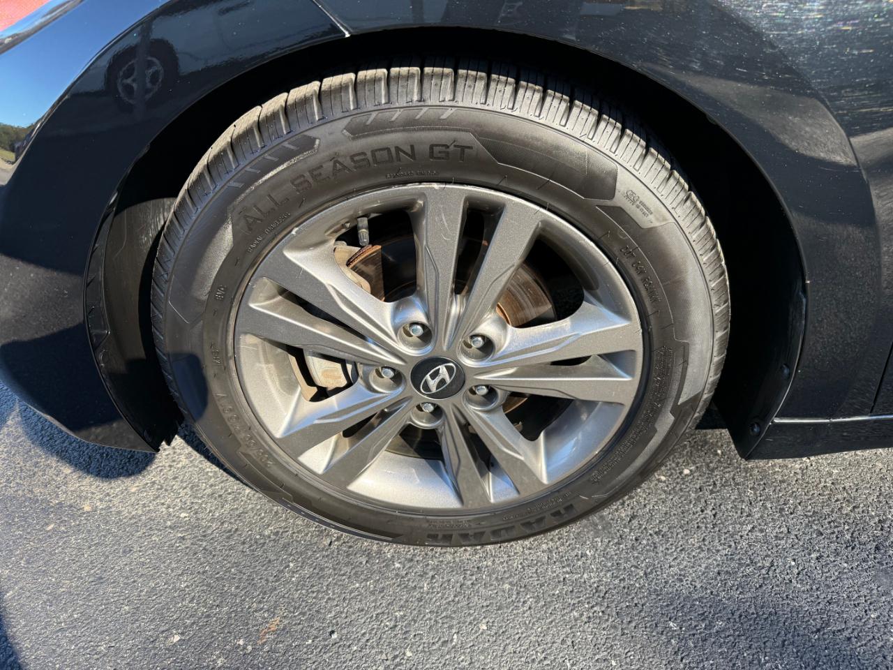 Hyundai Elantra Value Edition 2.0L Auto (Alabama) 2018