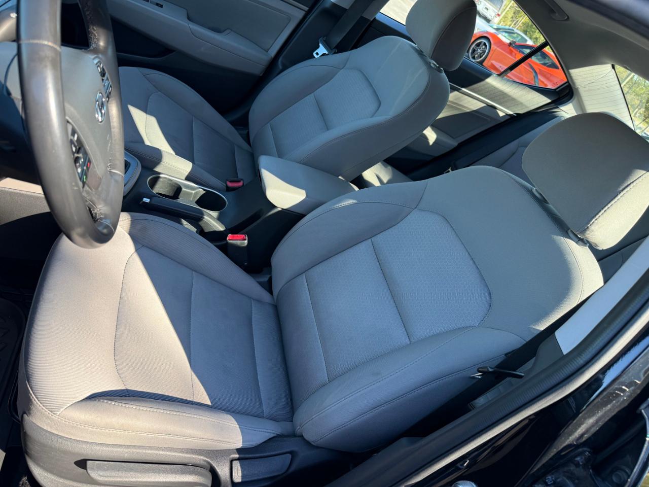 Hyundai Elantra Value Edition 2.0L Auto (Alabama) 2018