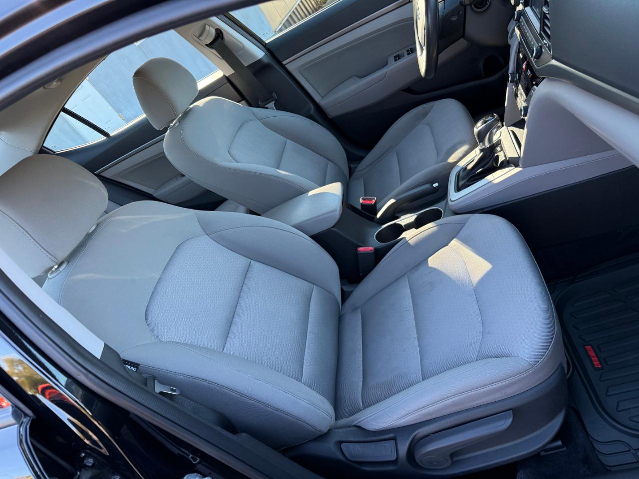 Hyundai Elantra Value Edition 2.0L Auto (Alabama) 2018