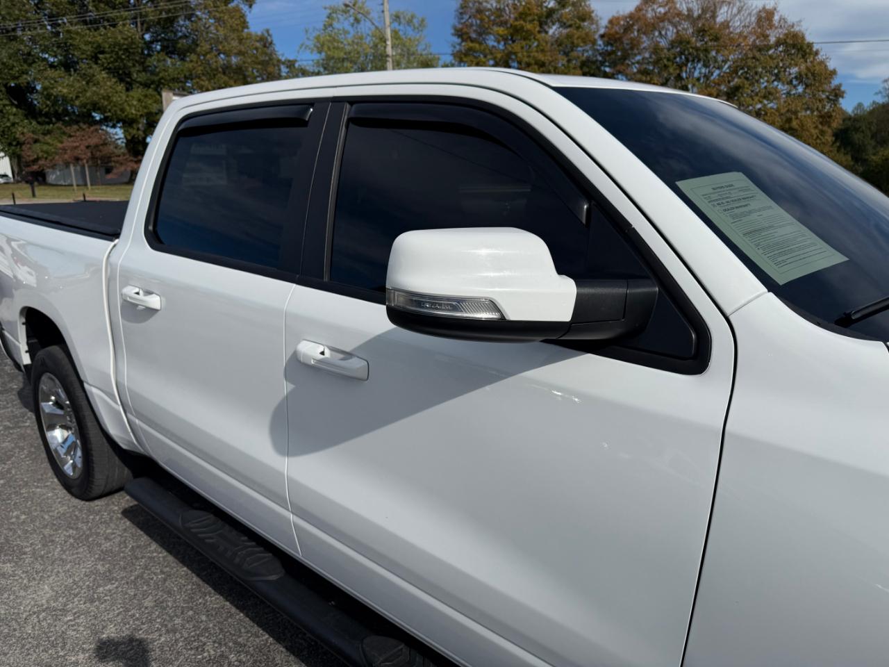RAM 1500 Big Horn 4x4 Crew Cab 5'7" Box 2021