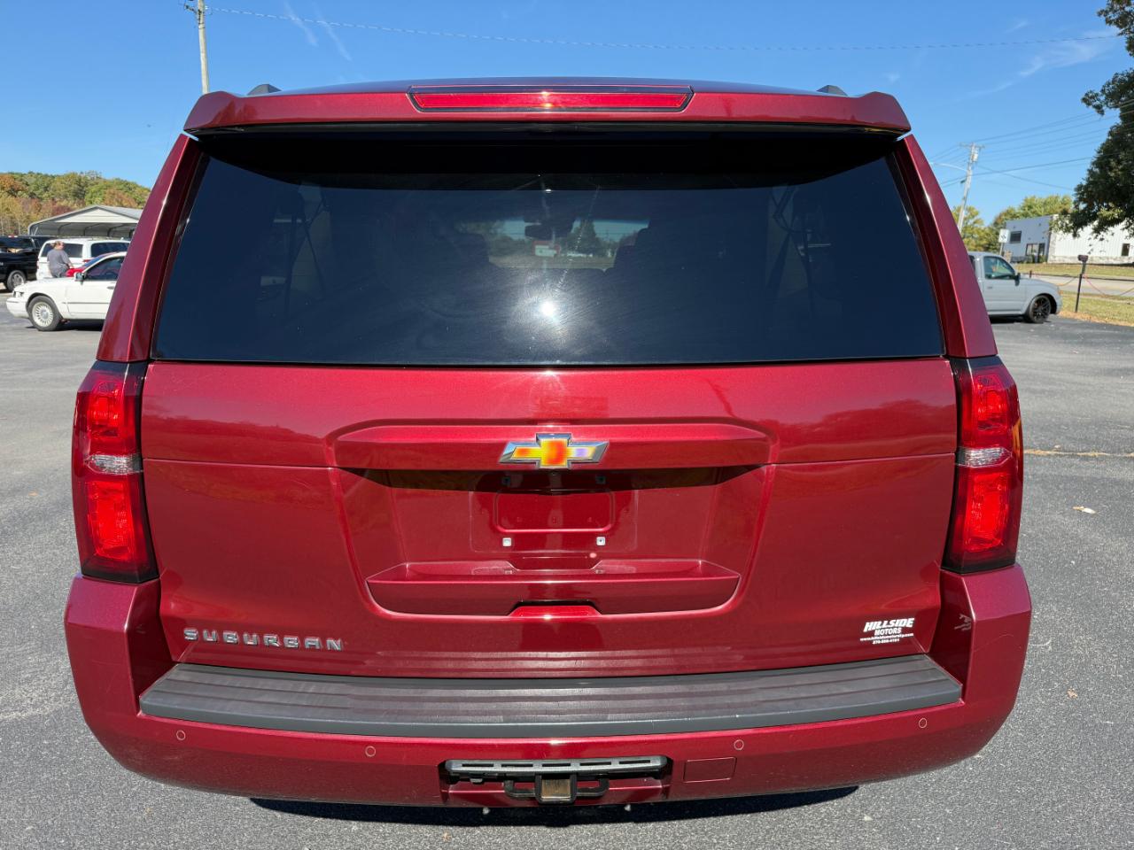 Chevrolet Suburban 4WD 4dr 1500 LT 2019