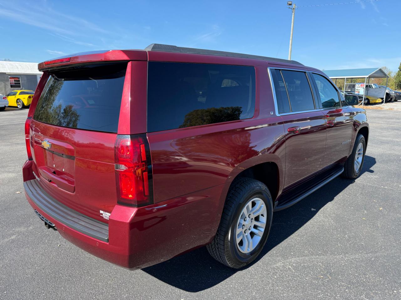 Chevrolet Suburban 4WD 4dr 1500 LT 2019