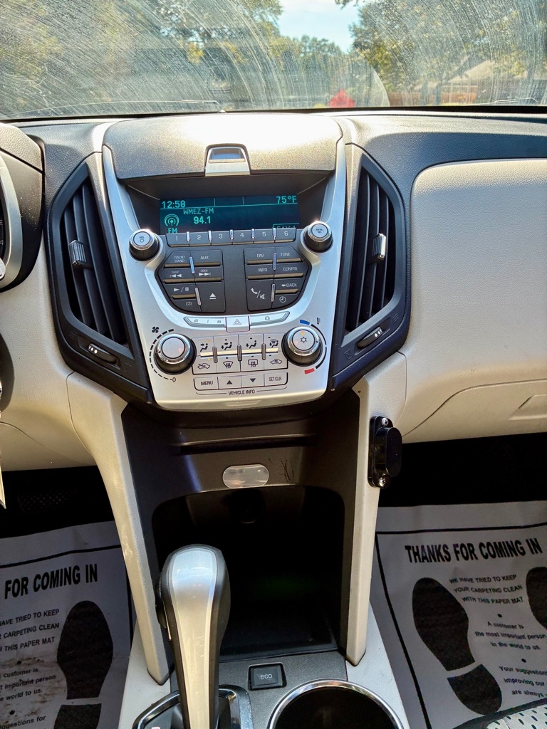 Chevrolet Equinox  2011