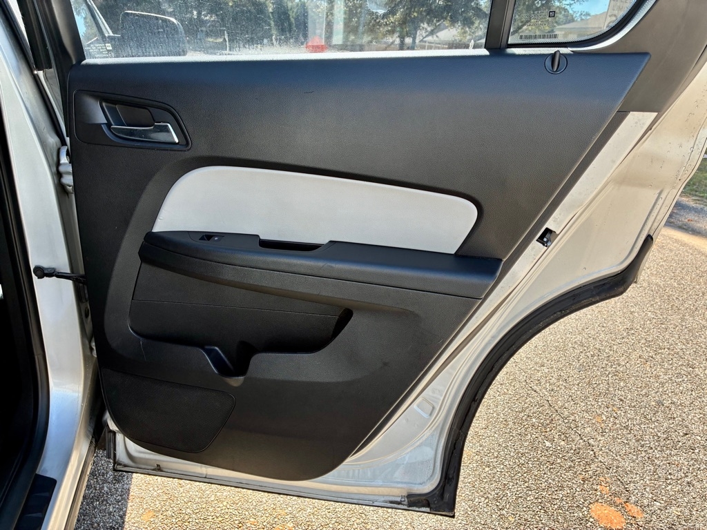 Chevrolet Equinox  2011