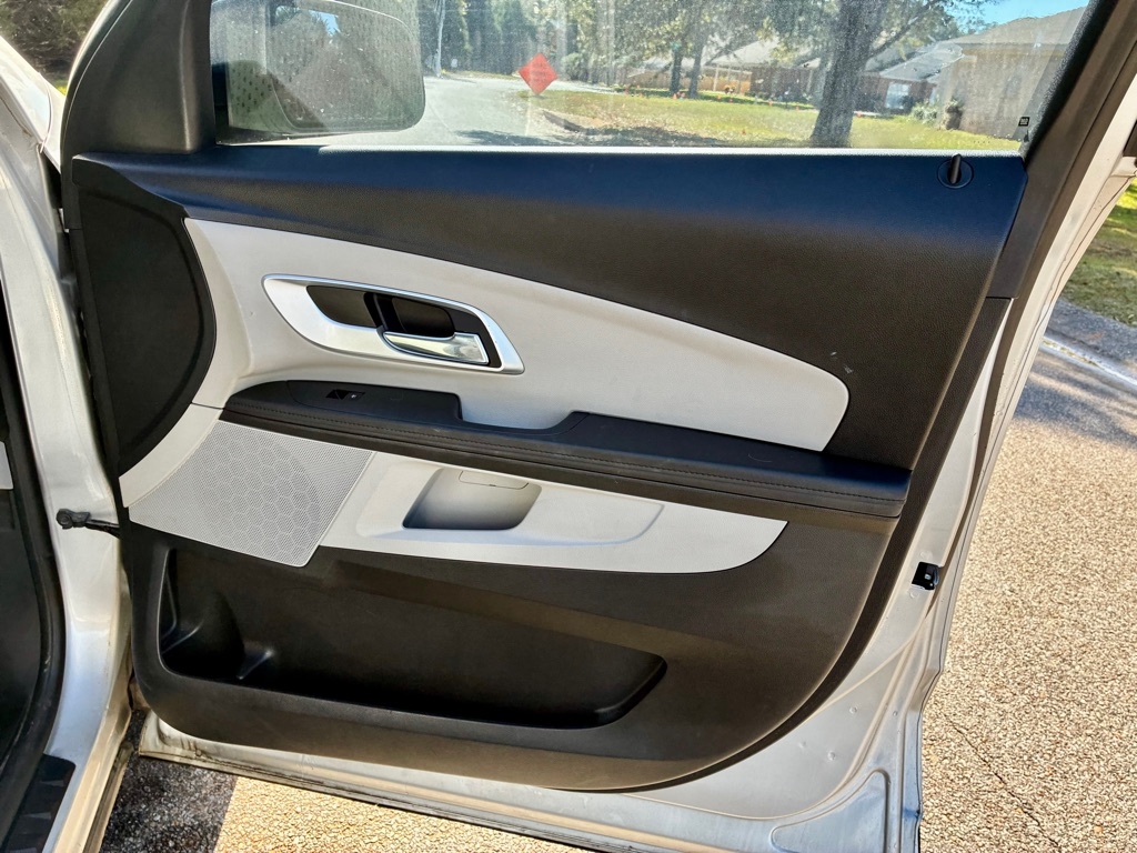 Chevrolet Equinox  2011