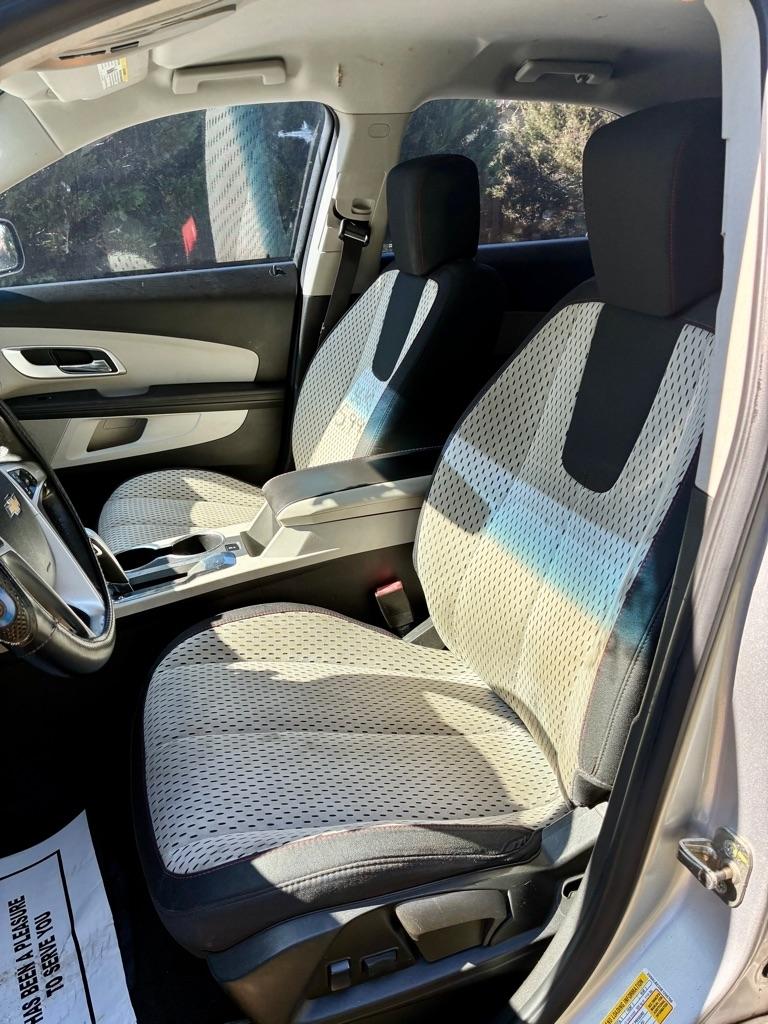 Chevrolet Equinox  2011