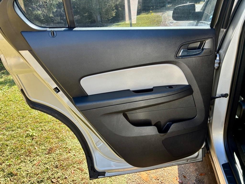 Chevrolet Equinox  2011