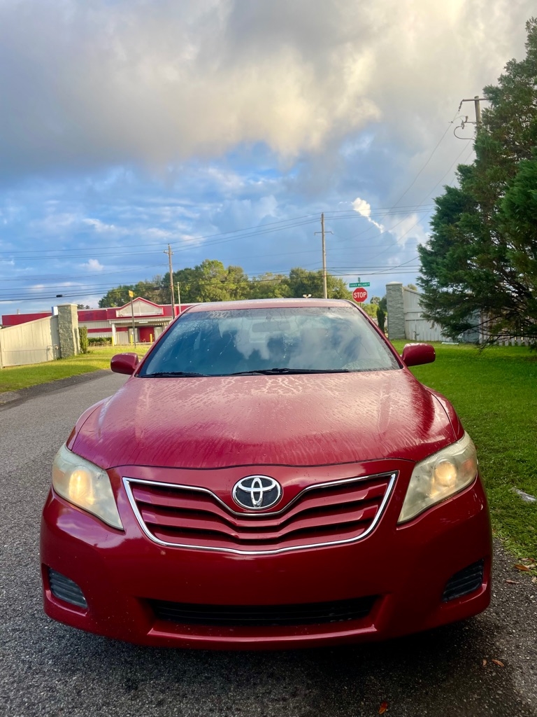 2011 Toyota Camry Base photo 2