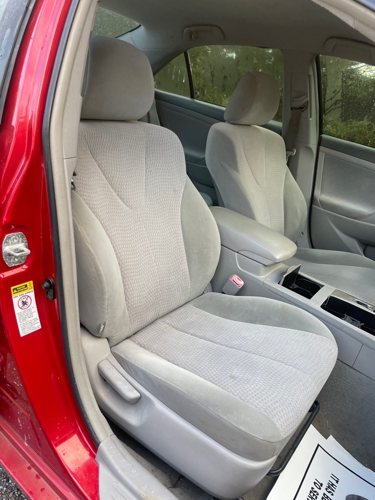 2011 Toyota Camry Base photo 13
