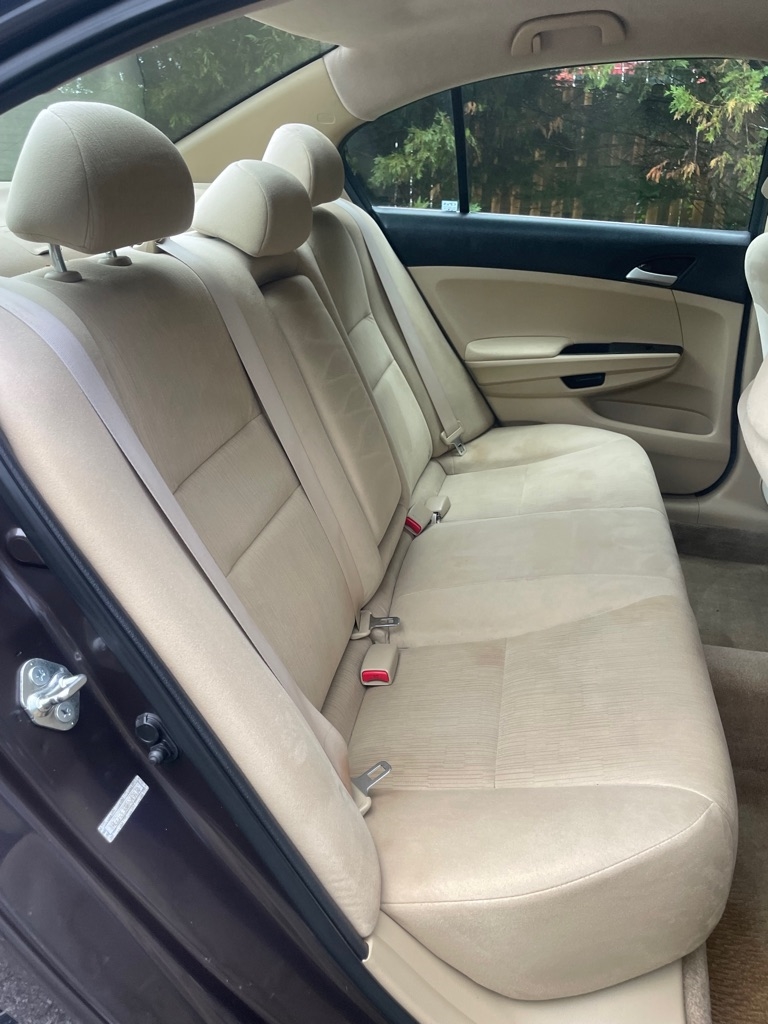 2011 Honda Accord LX photo 12