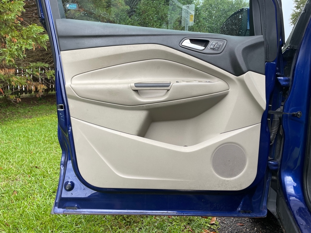 2014 Ford Escape Titanium photo 9